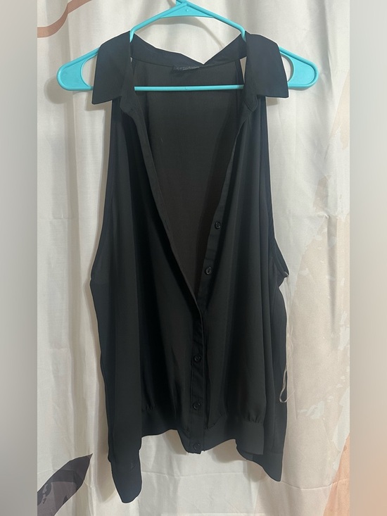 Zenobia Tops - Sleeveless Button-Front Blouse